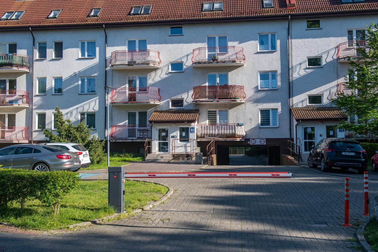 Apartament Wakacyjny Z Klimatyzacja Kolberg Exterior foto